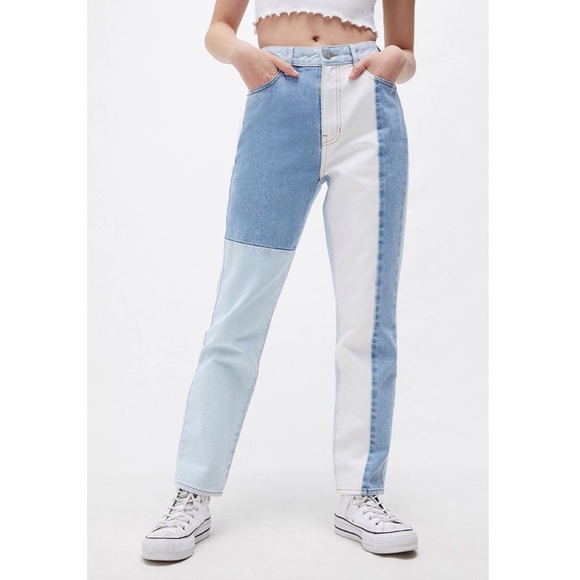PacSun Patch Mom Jeans - Picture 2 of 16